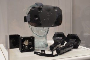 HTC-Vive-des-casques-de-réalité-virtuelle-à-Barcelone-2-300x199