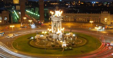 place espagne barcelone la nuit