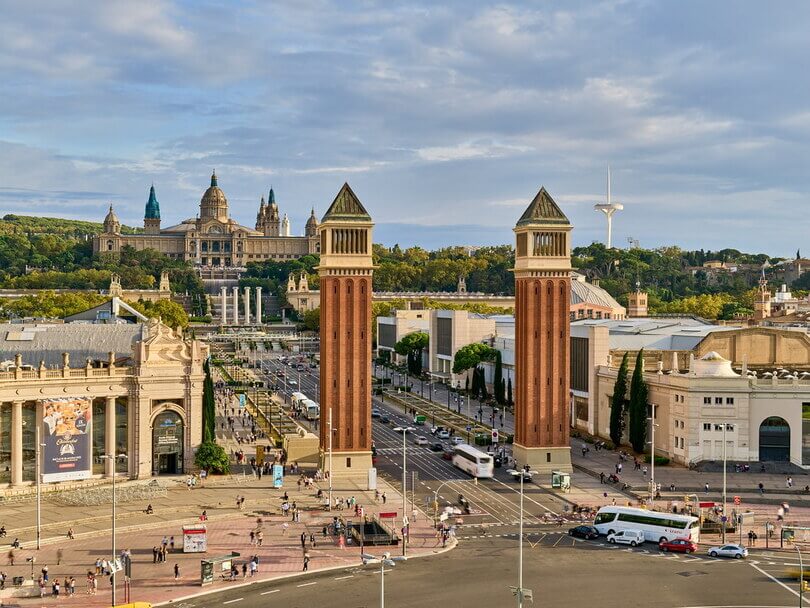 Tours vénitiennes de la Plaça d'Espanya